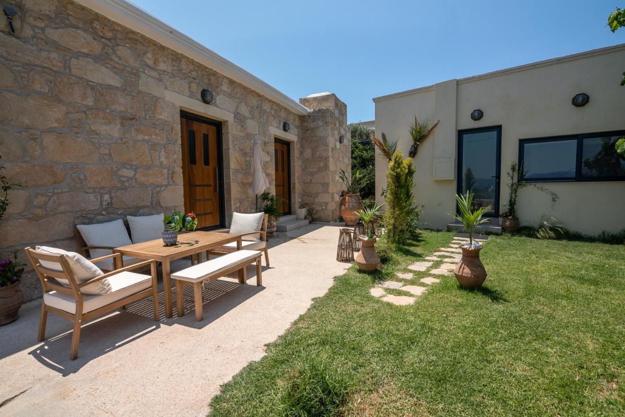 Cavos Luxury Apartments Kíssamos Buitenkant foto